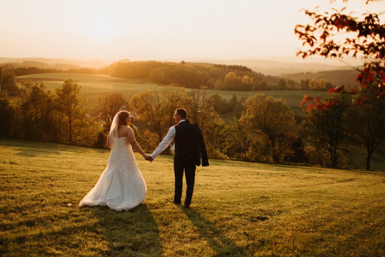 Sandra und Florian – Hochzeit mit Feuerwehrauto I